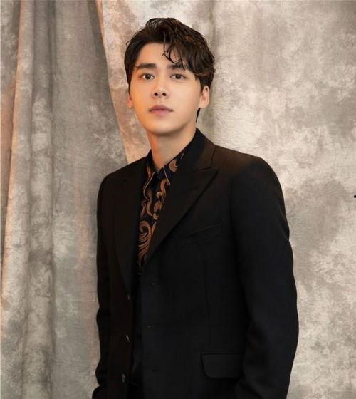 李易峰知情人爆料视频,背后真相令人震惊 第2张 李易峰知情人爆料视频,背后真相令人震惊 第2张